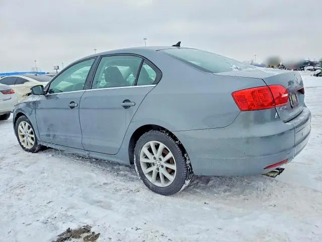 2013 VOLKSWAGEN JETTA SE  