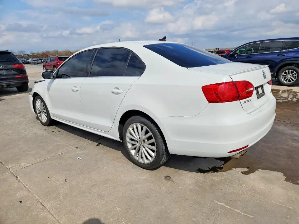 2014 VOLKSWAGEN JETTA SEL  