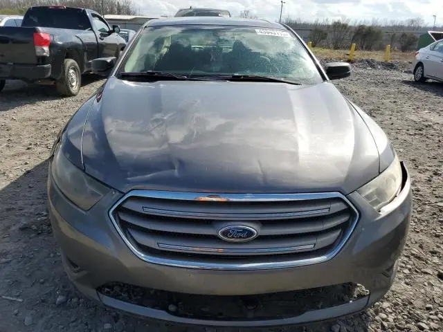 2013 FORD TAURUS SE