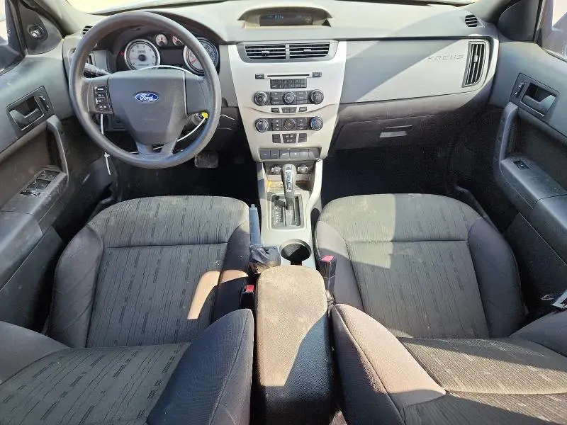 2011 FORD FOCUS SE  