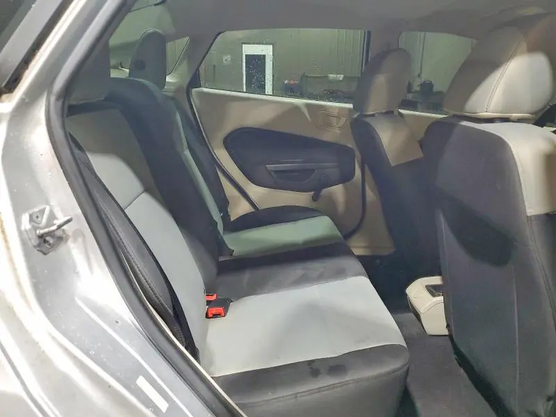 2013 FORD FIESTA S  