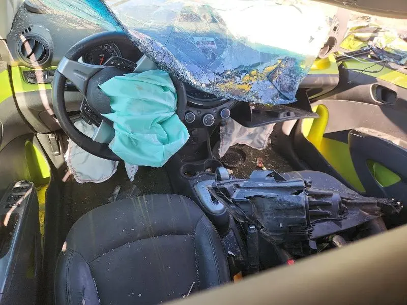 2013 CHEVROLET SPARK 1LT  