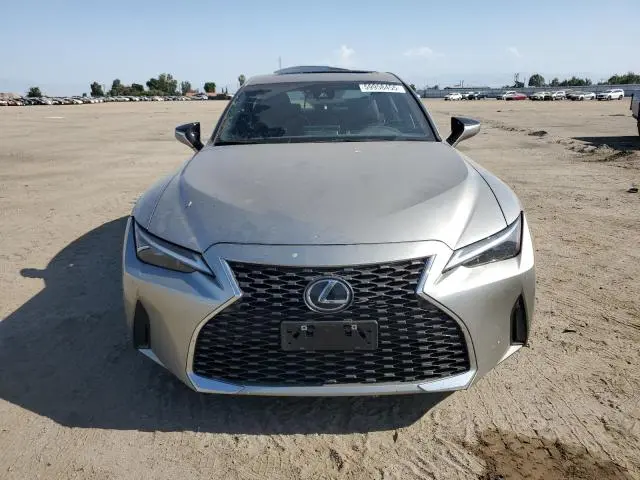 2022 LEXUS IS 300  