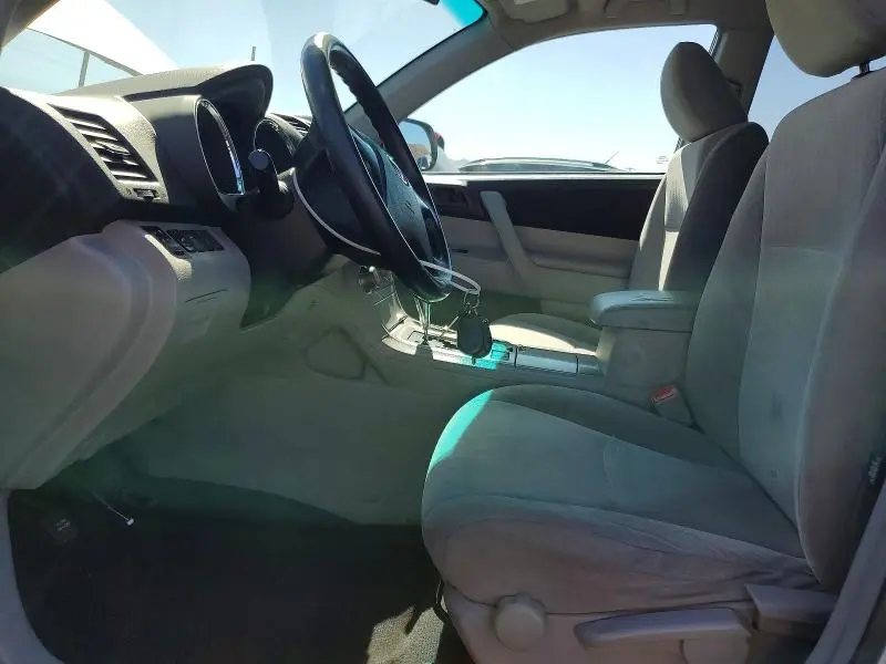 2012 TOYOTA HIGHLANDER BASE  