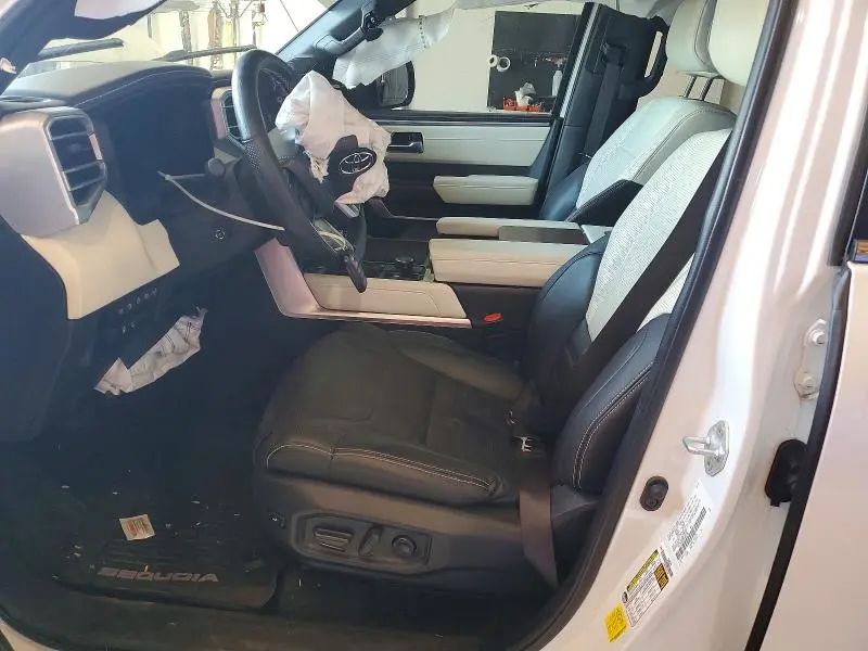 2024 TOYOTA SEQUOIA CAPSTONE  