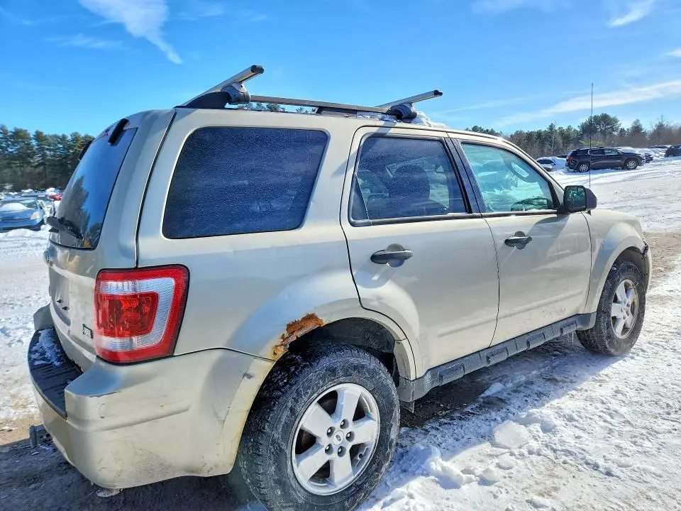 2012 FORD ESCAPE XLT  