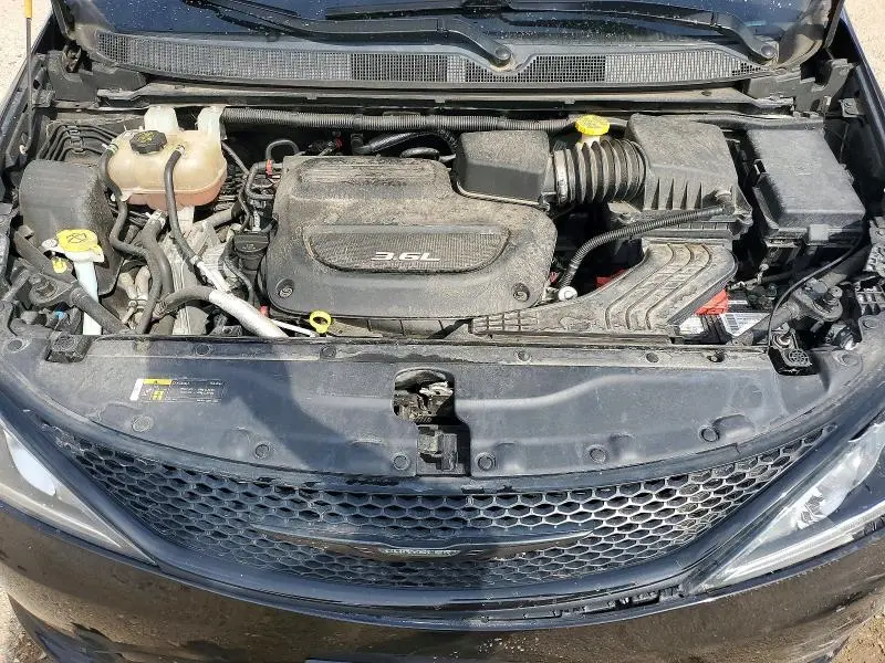 2018 CHRYSLER PACIFICA TOURING L PLUS  