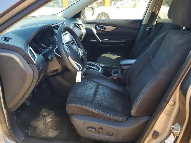 2015 NISSAN ROGUE SV  