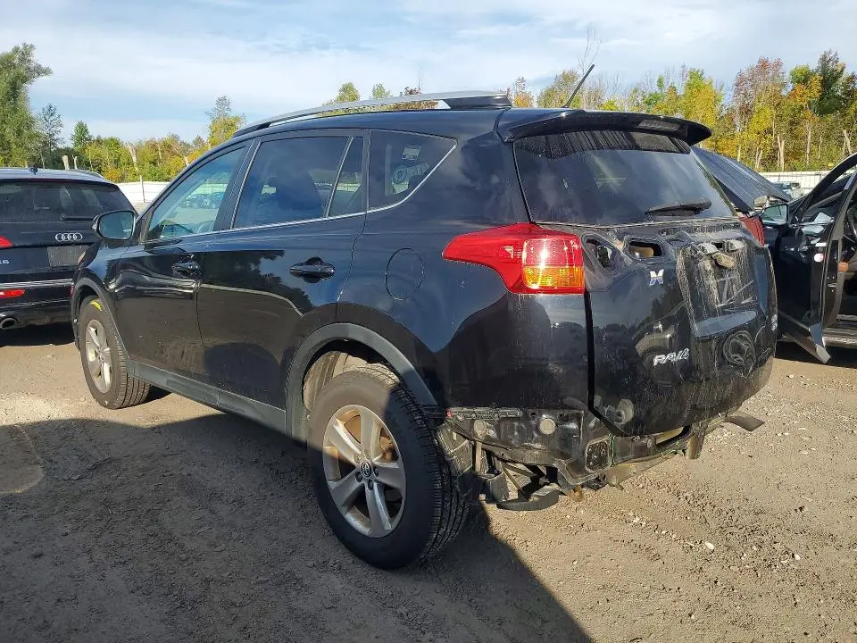2015 TOYOTA RAV4 XLE  