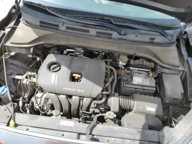2021 HYUNDAI KONA SE  