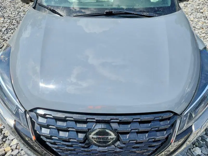 2021 NISSAN KICKS SR  