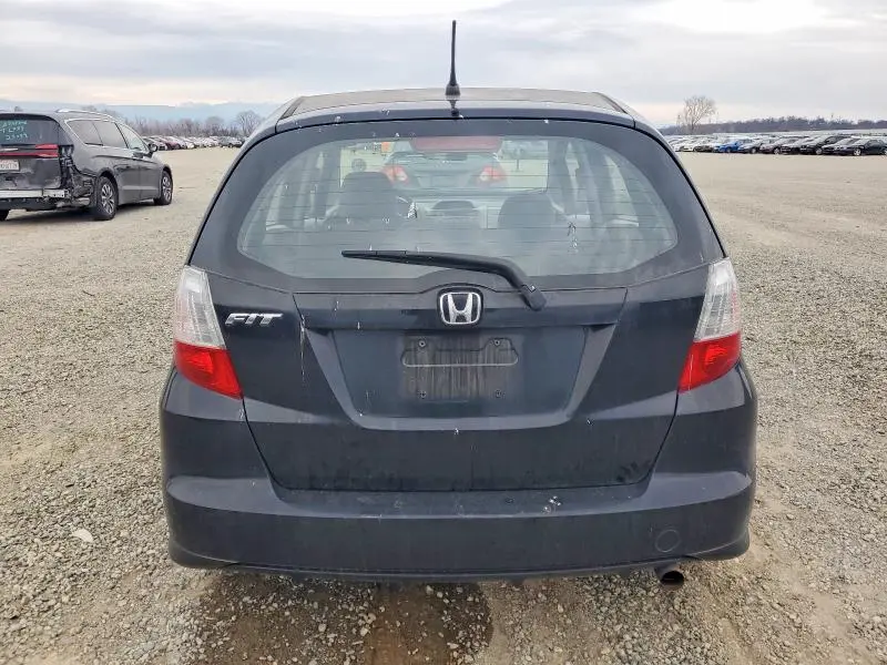 2011 HONDA FIT   