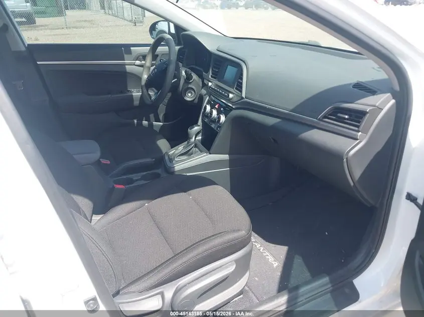 2019 HYUNDAI ELANTRA SE