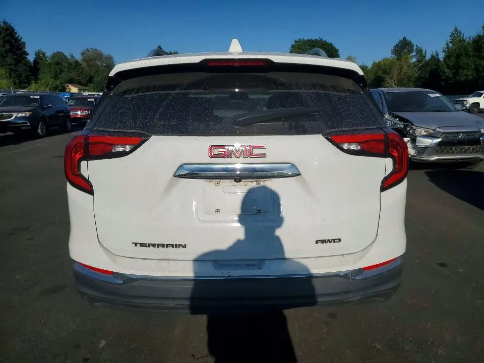 2020 GMC TERRAIN SLT  