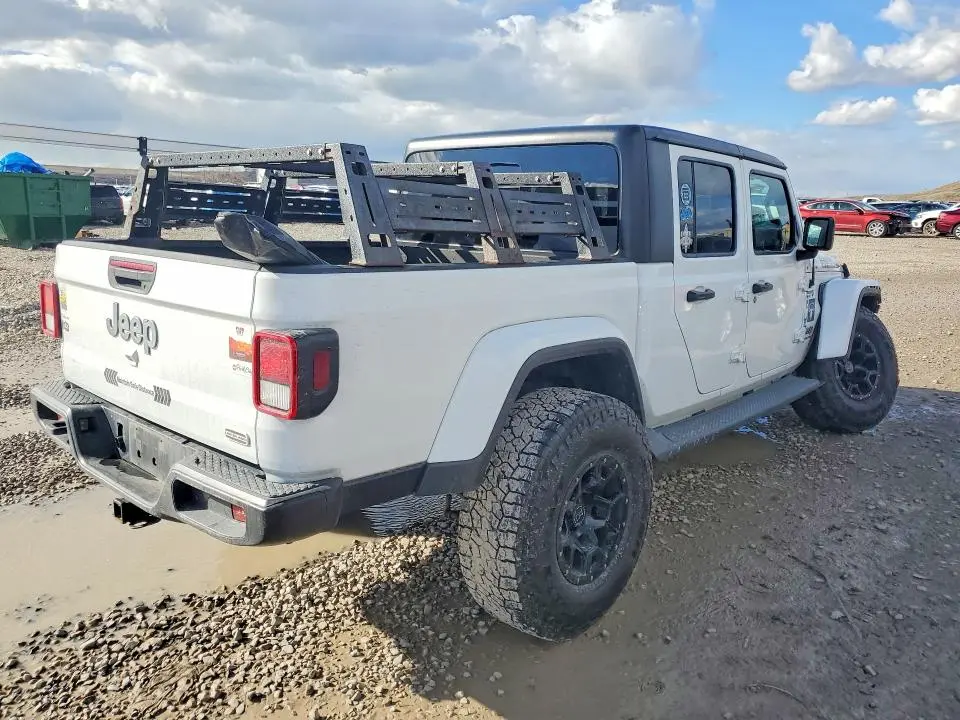 2021 JEEP GLADIATOR OVERLAND  