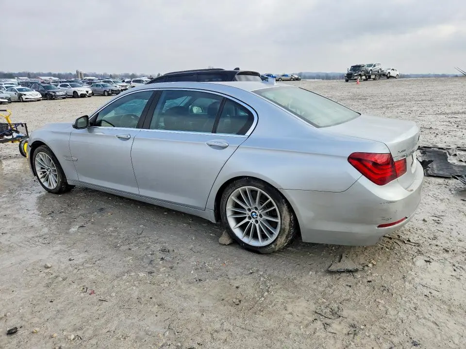 2013 BMW 750 LXI  