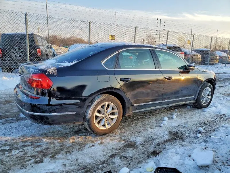2016 VOLKSWAGEN PASSAT S  