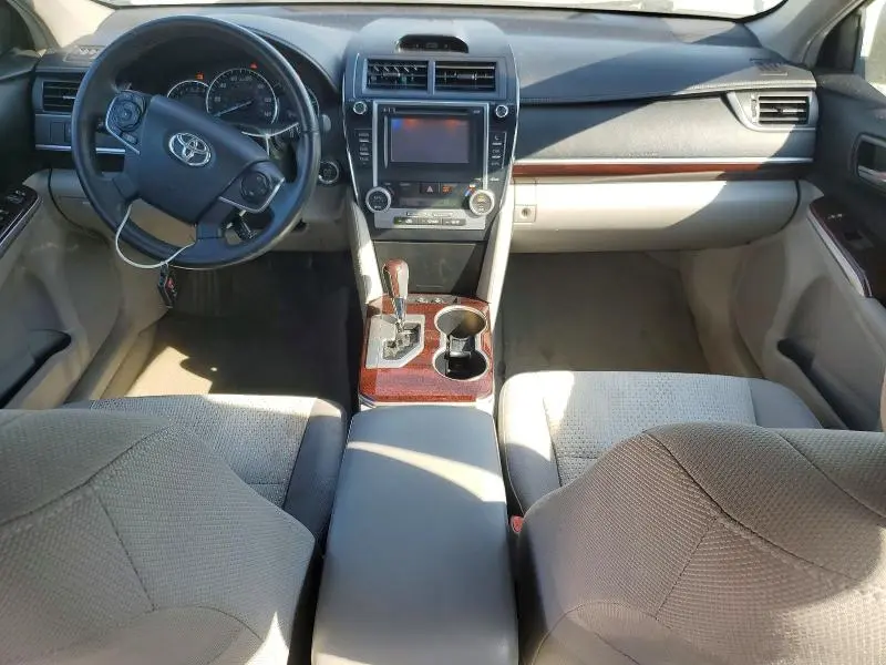 2013 TOYOTA CAMRY XLE  