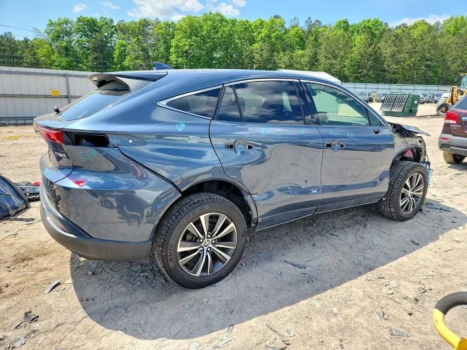2021 TOYOTA VENZA LE  