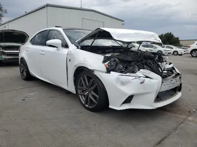 2016 LEXUS IS 200T