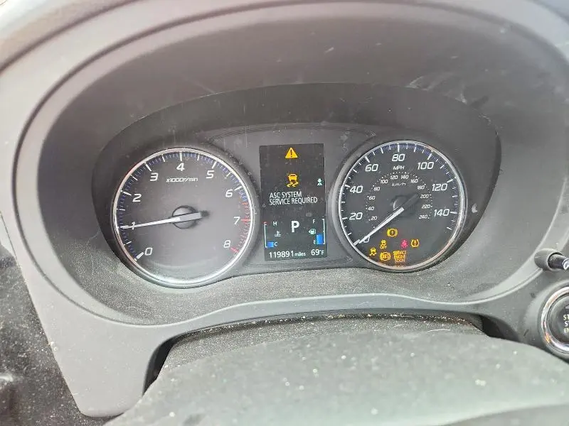2019 MITSUBISHI OUTLANDER SE  