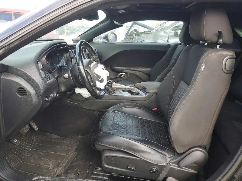 2020 DODGE CHALLENGER SXT  