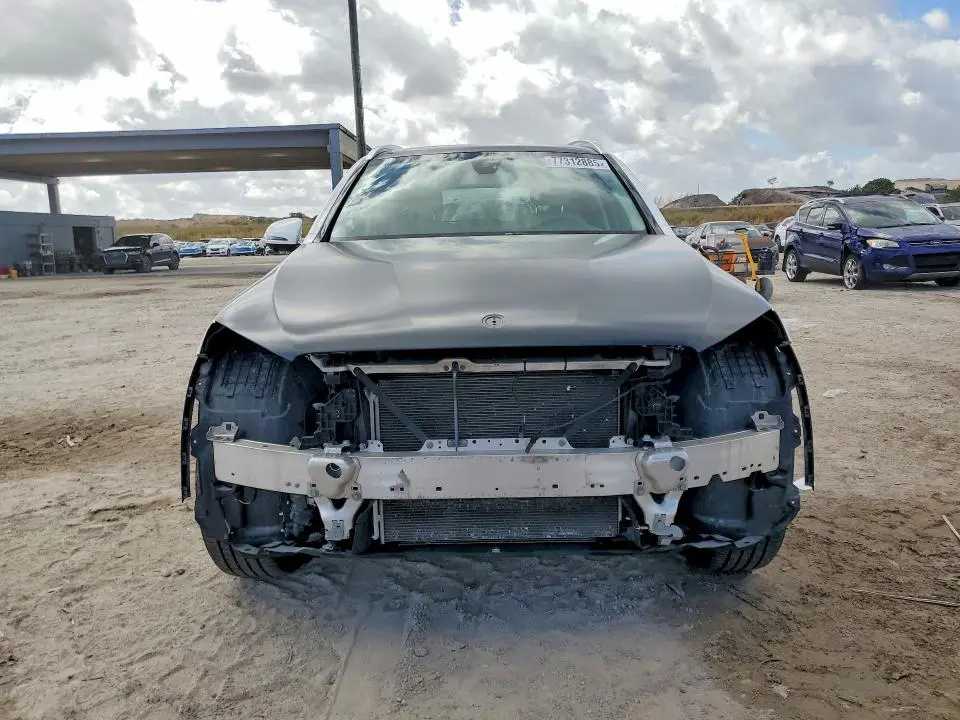2018 MERCEDES-BENZ GLC 300  