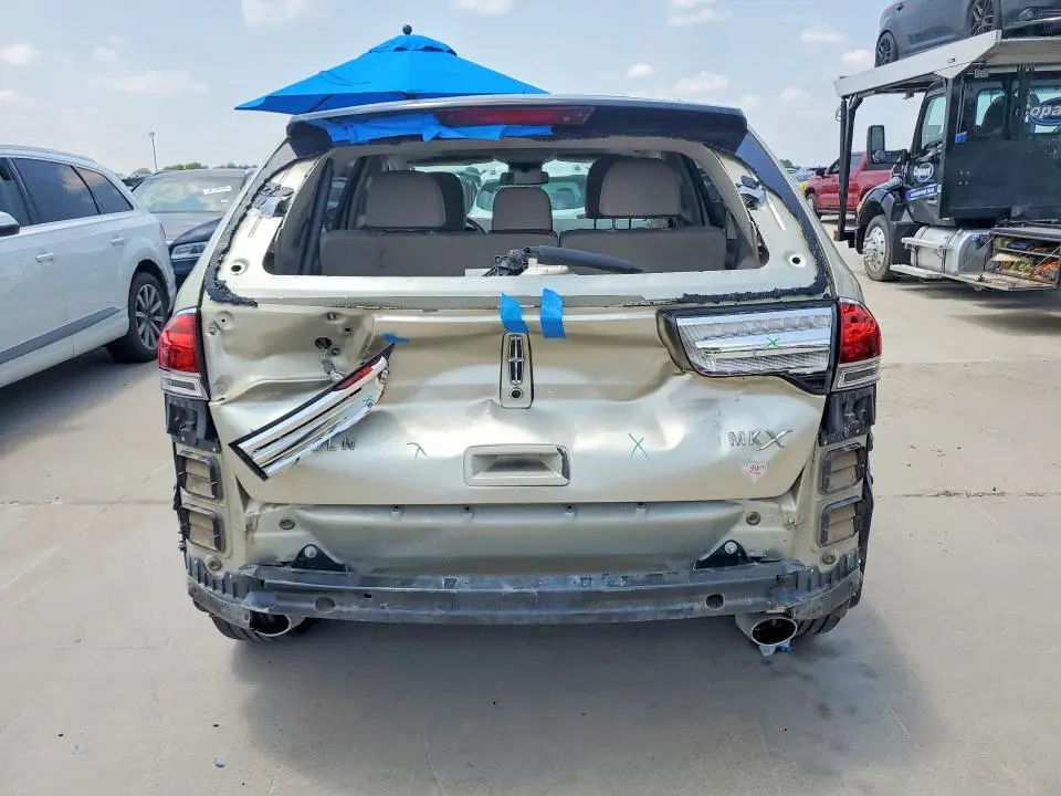 2011 LINCOLN MKX   