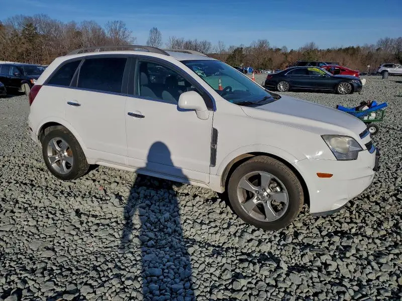 2014 CHEVROLET CAPTIVA LT  