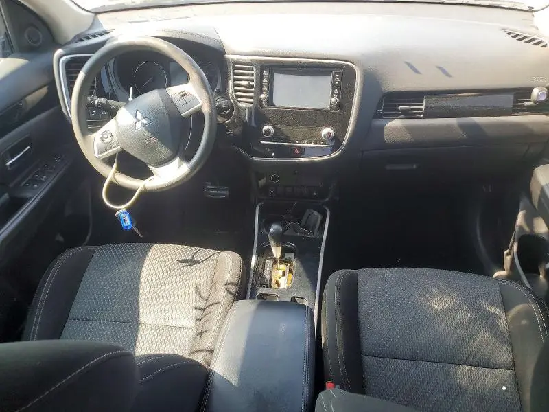 2020 MITSUBISHI OUTLANDER ES  