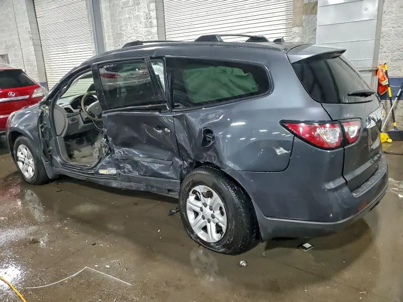 2014 CHEVROLET TRAVERSE LS  