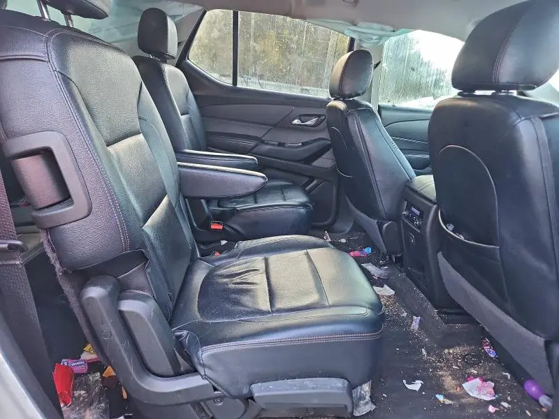 2019 CHEVROLET TRAVERSE LT  