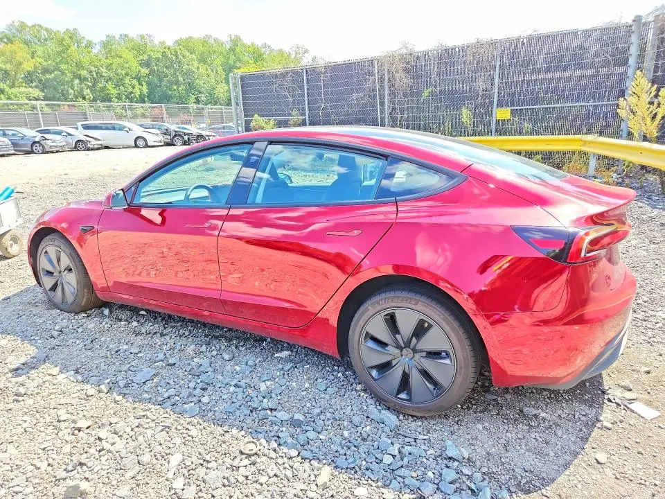 2026 TESLA MODEL 3   