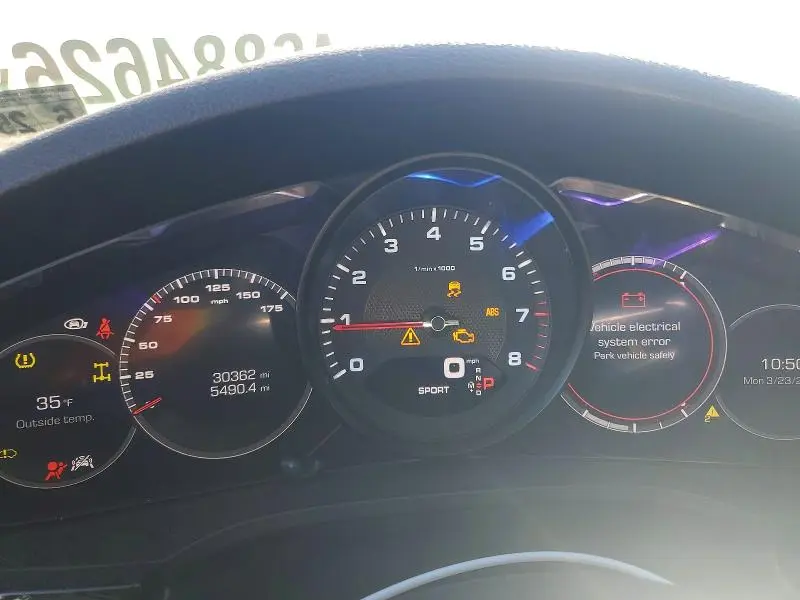 2020 PORSCHE CAYENNE   