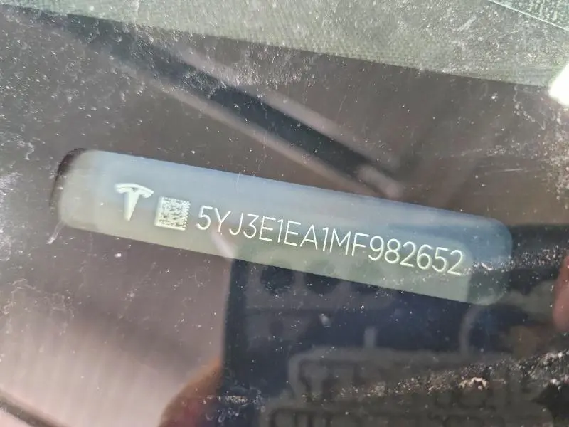 2021 TESLA MODEL 3   