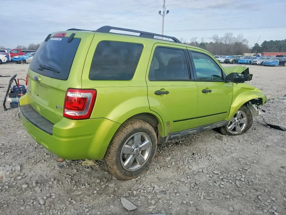 2012 FORD ESCAPE XLT  