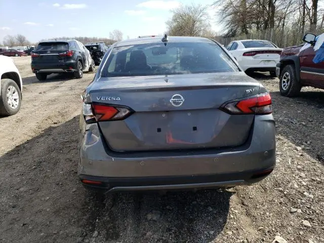 2021 NISSAN VERSA SV  