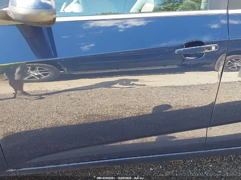 2015 CHEVROLET SONIC LT AUTO