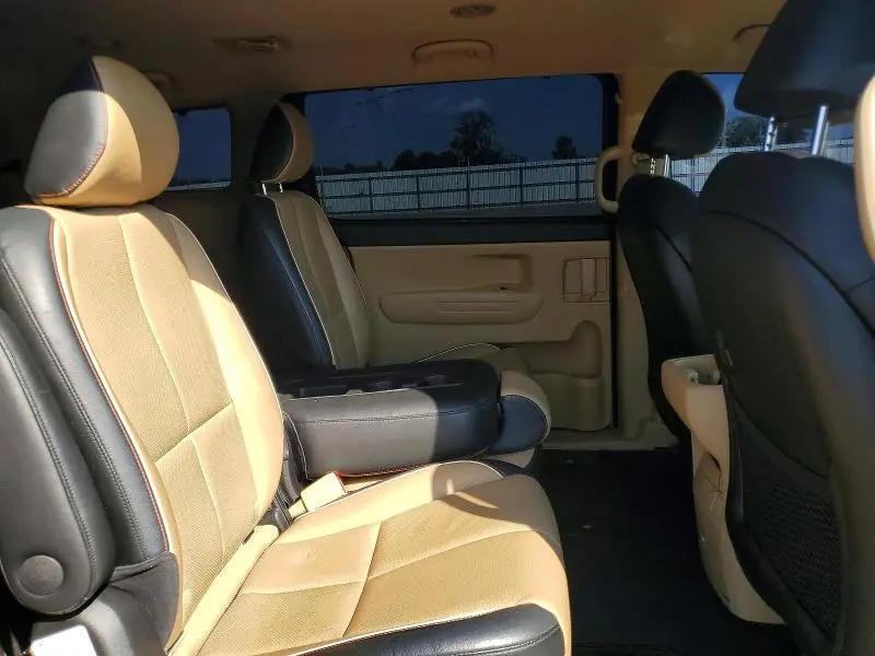 2019 KIA SEDONA EX  