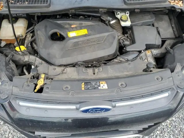 2015 FORD ESCAPE SE  