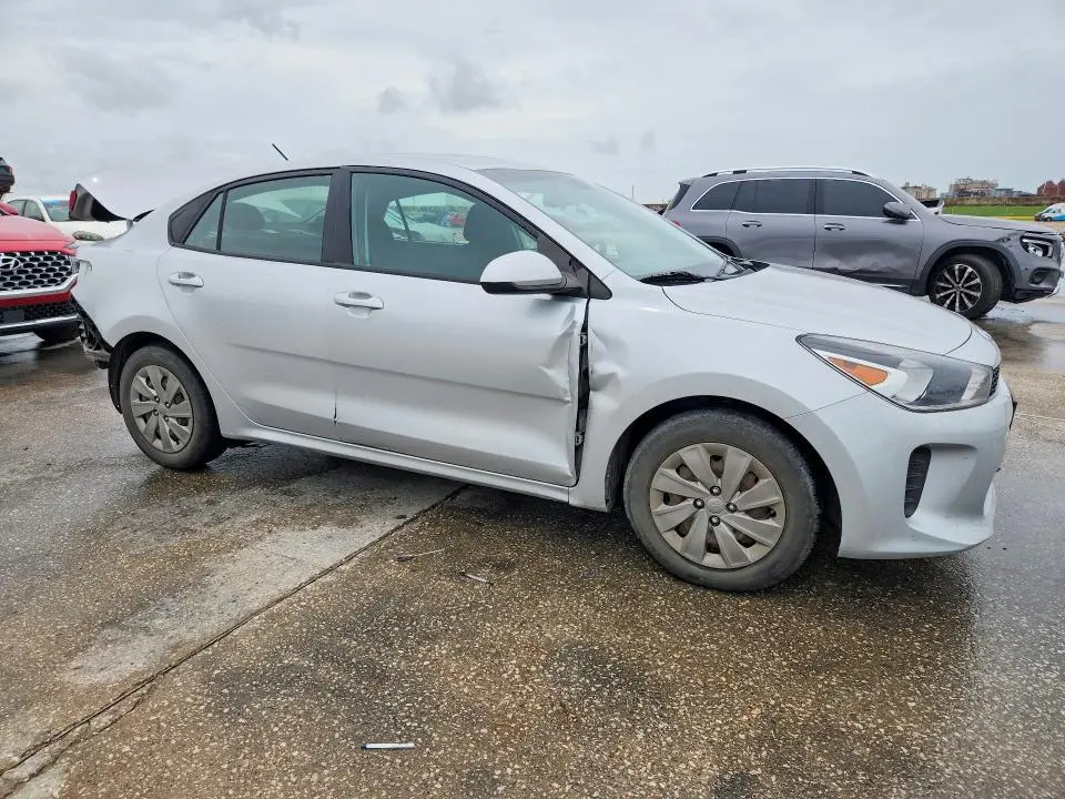 2020 KIA RIO S  