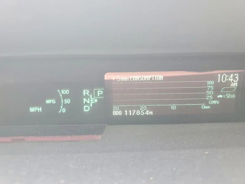 2010 TOYOTA PRIUS III  