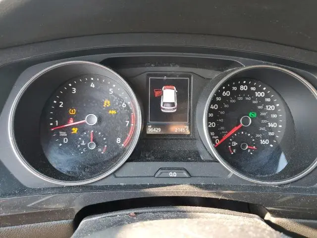 2018 VOLKSWAGEN TIGUAN SE  