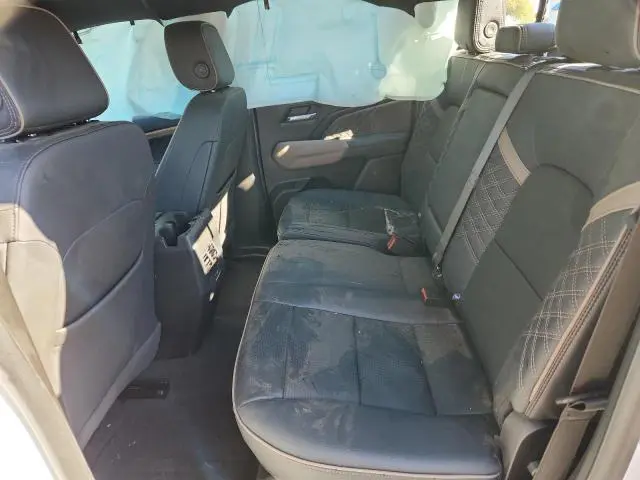 2024 GMC CANYON DENALI  