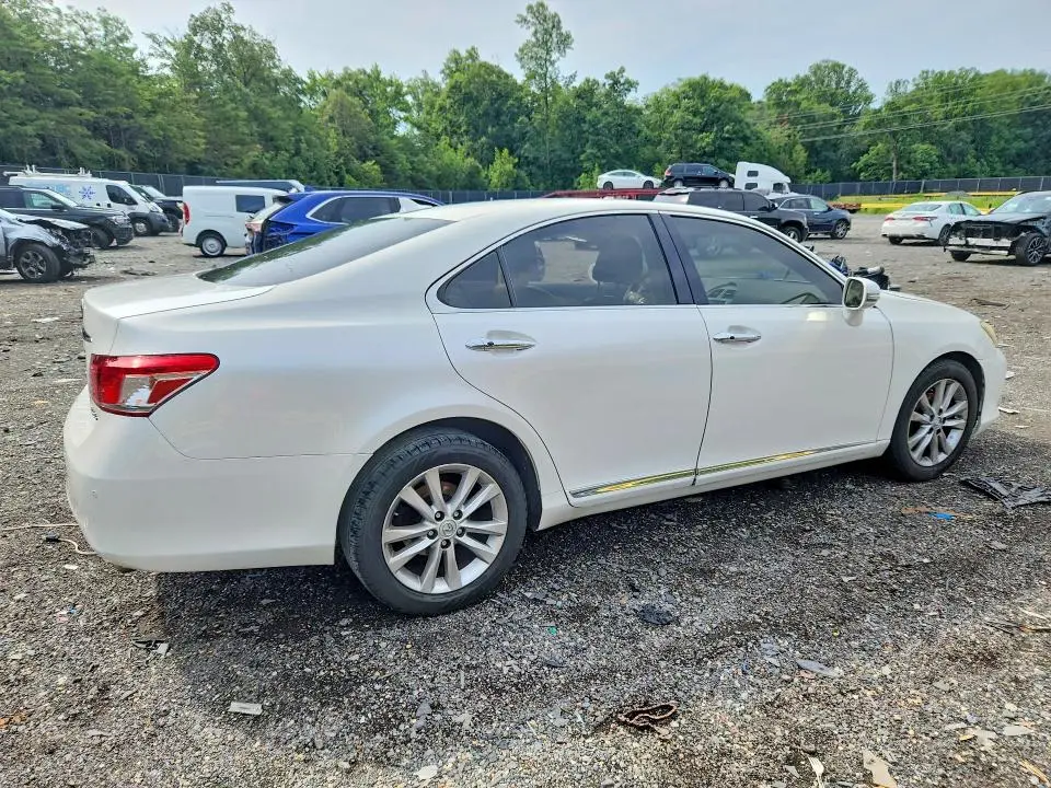 2011 LEXUS ES 350  