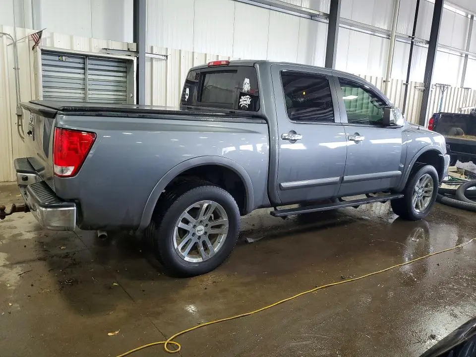 2014 NISSAN TITAN SV  