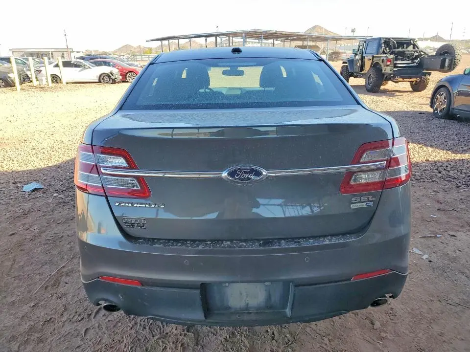 2015 FORD TAURUS SEL  
