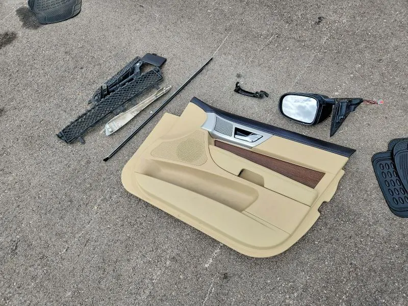 2013 JAGUAR XF   