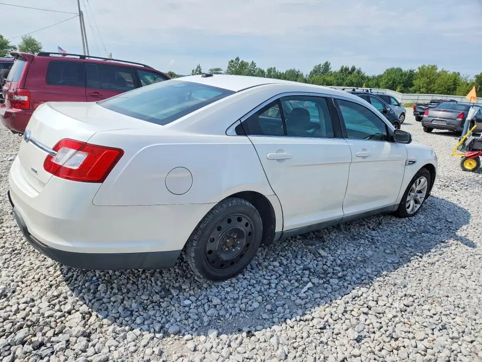 2010 FORD TAURUS SEL  