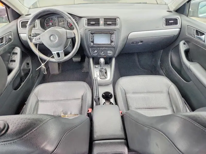 2014 VOLKSWAGEN JETTA SE  
